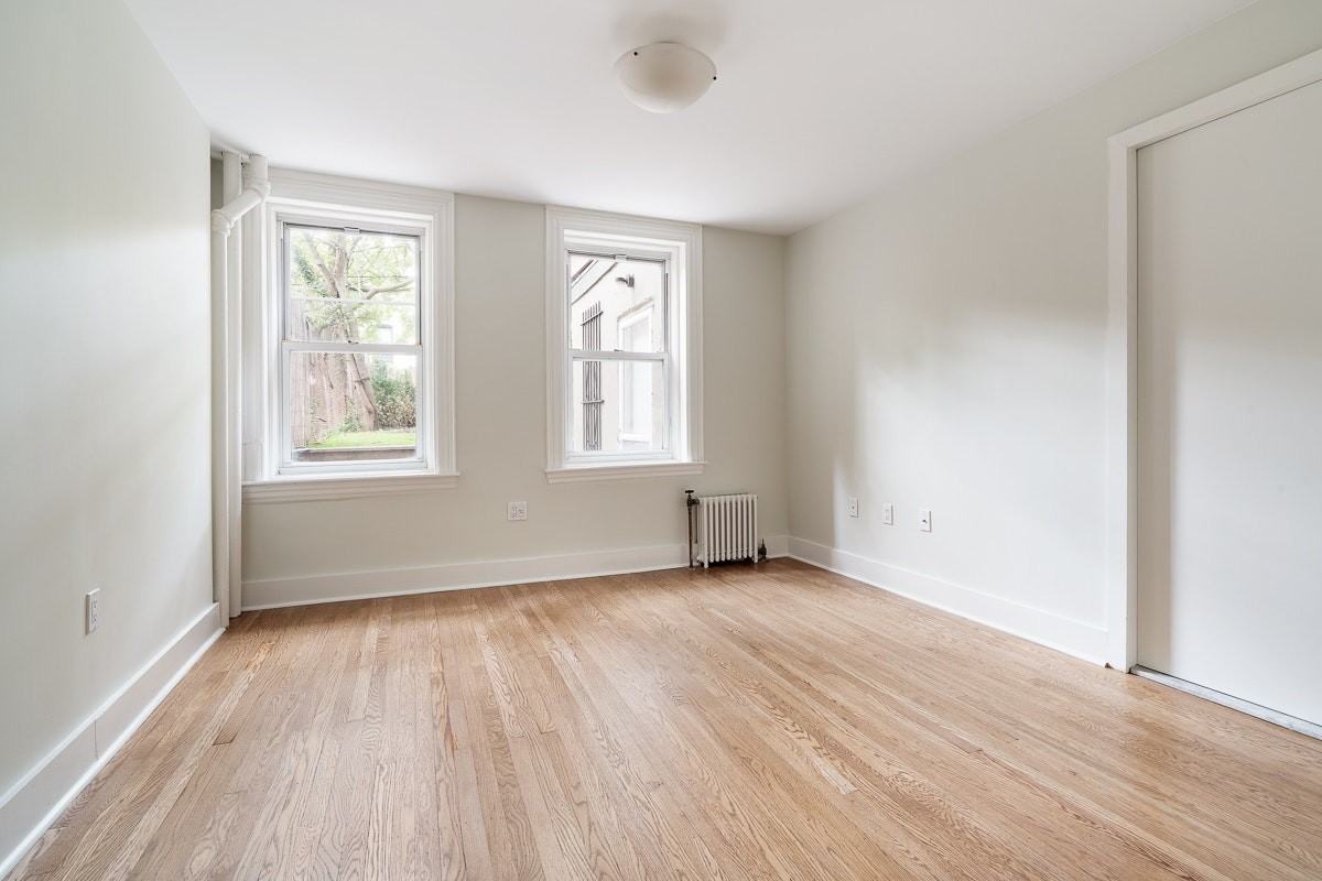 116 Bainbridge St #1 - Photo 6 of 13