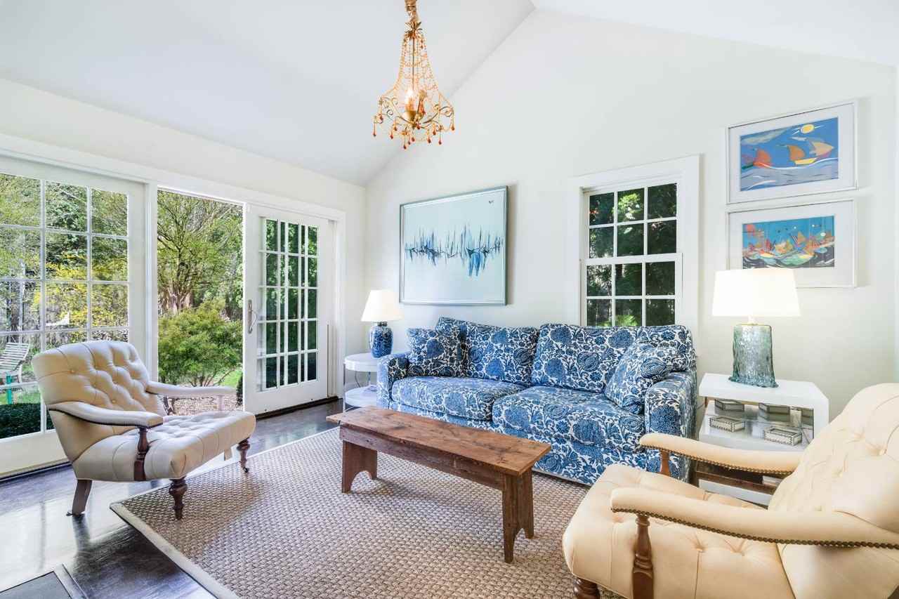 28 Mill Hill Ln - Photo 5 of 8