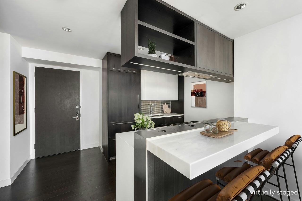 252 South St #33E - Photo 7 of 10