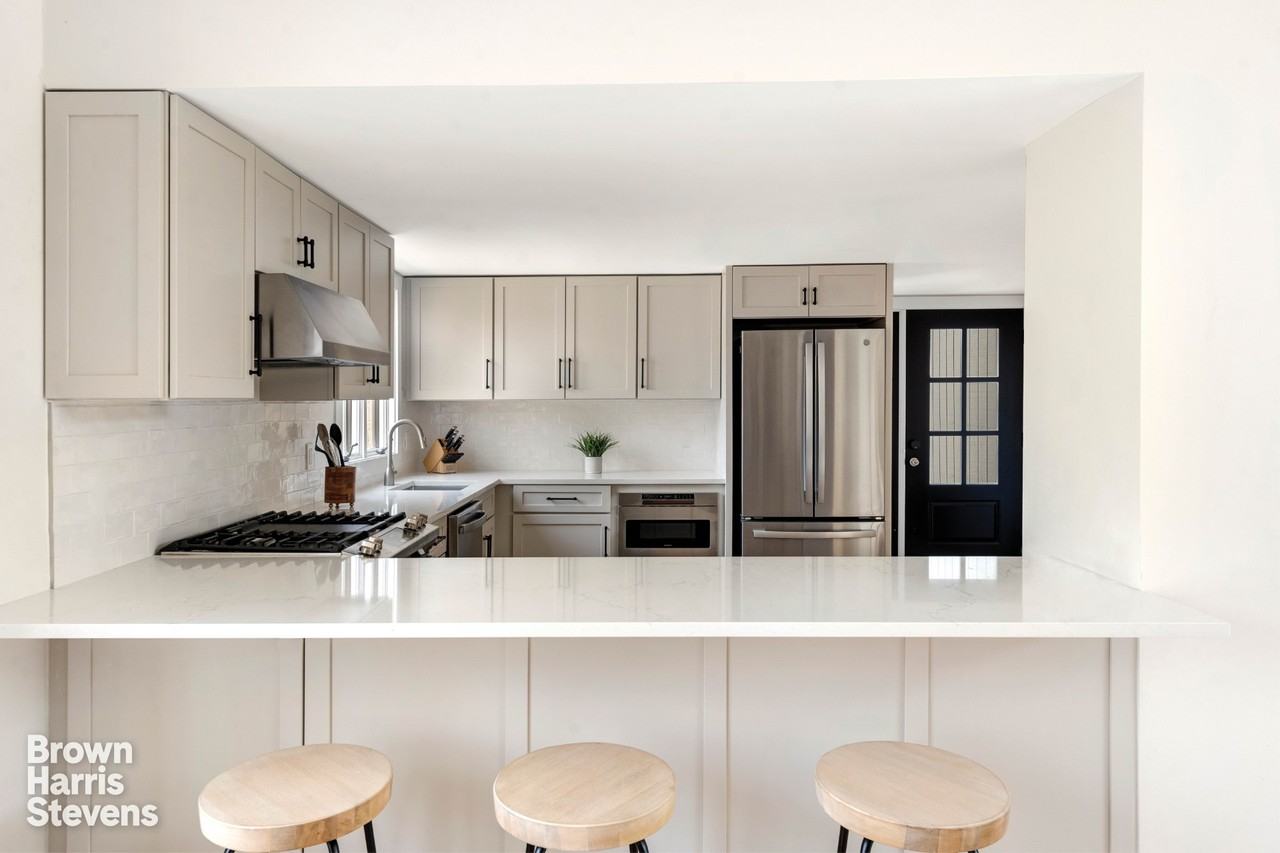 9 Devon Landing Dr - Photo 6 of 18