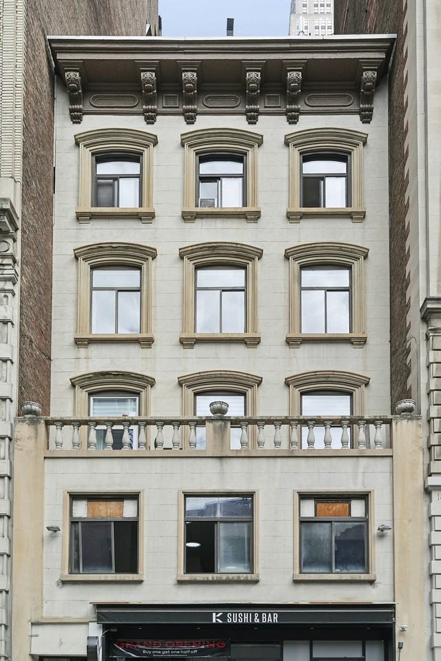 23 W 31st St #4A - Photo 6 of 6