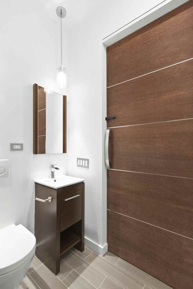 529 W 42nd St #4T - Photo 6 of 8