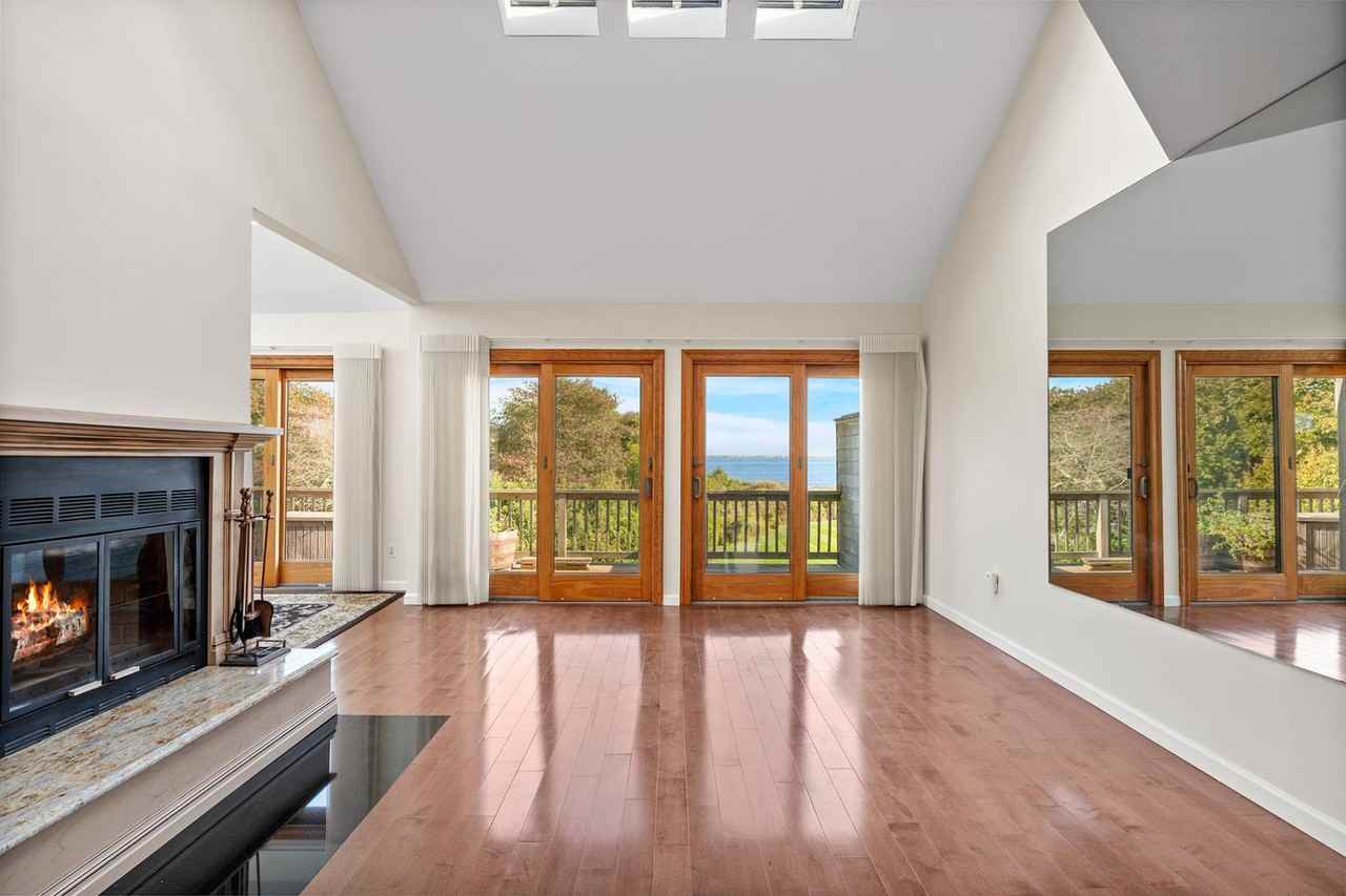 59 Watchogue Ave Unit 42 - Photo 4 of 30