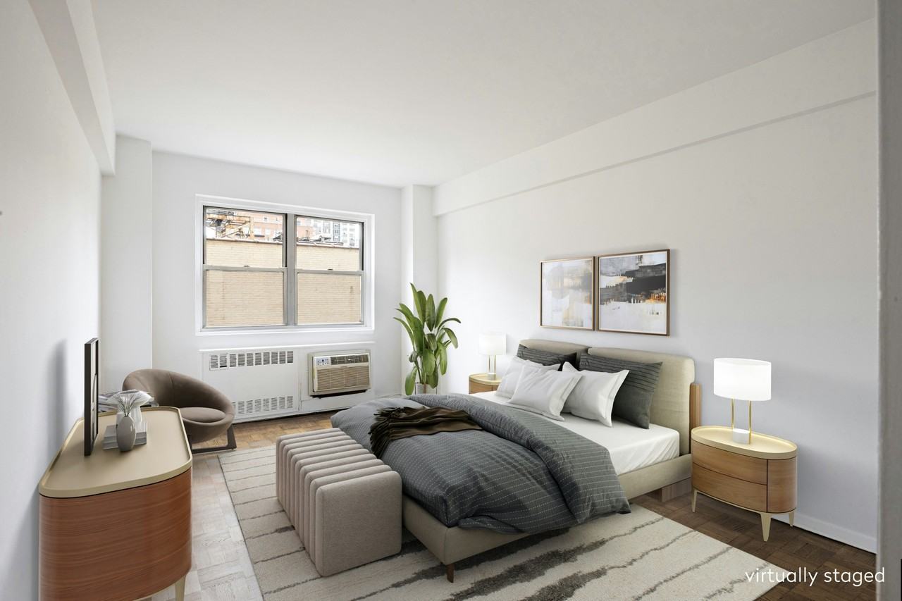 301 E 66th St #5N - Photo 6 of 10