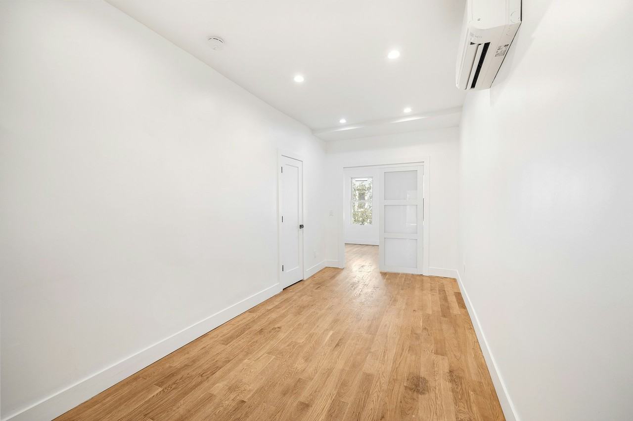 97 Newell St #3B - Photo 4 of 11