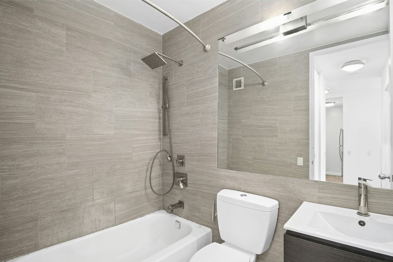 500 W 43rd St #20E - Photo 5 of 10