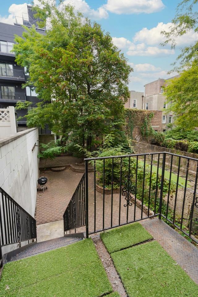 554 W 183rd St - Photo 2 of 15