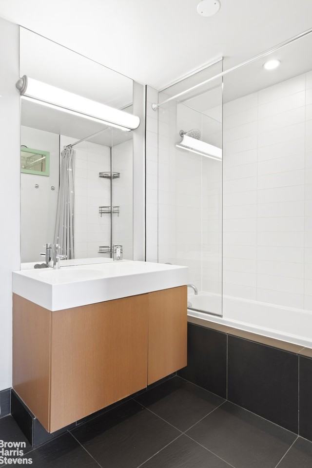 88 Morningside Ave #12D - Photo 5 of 9