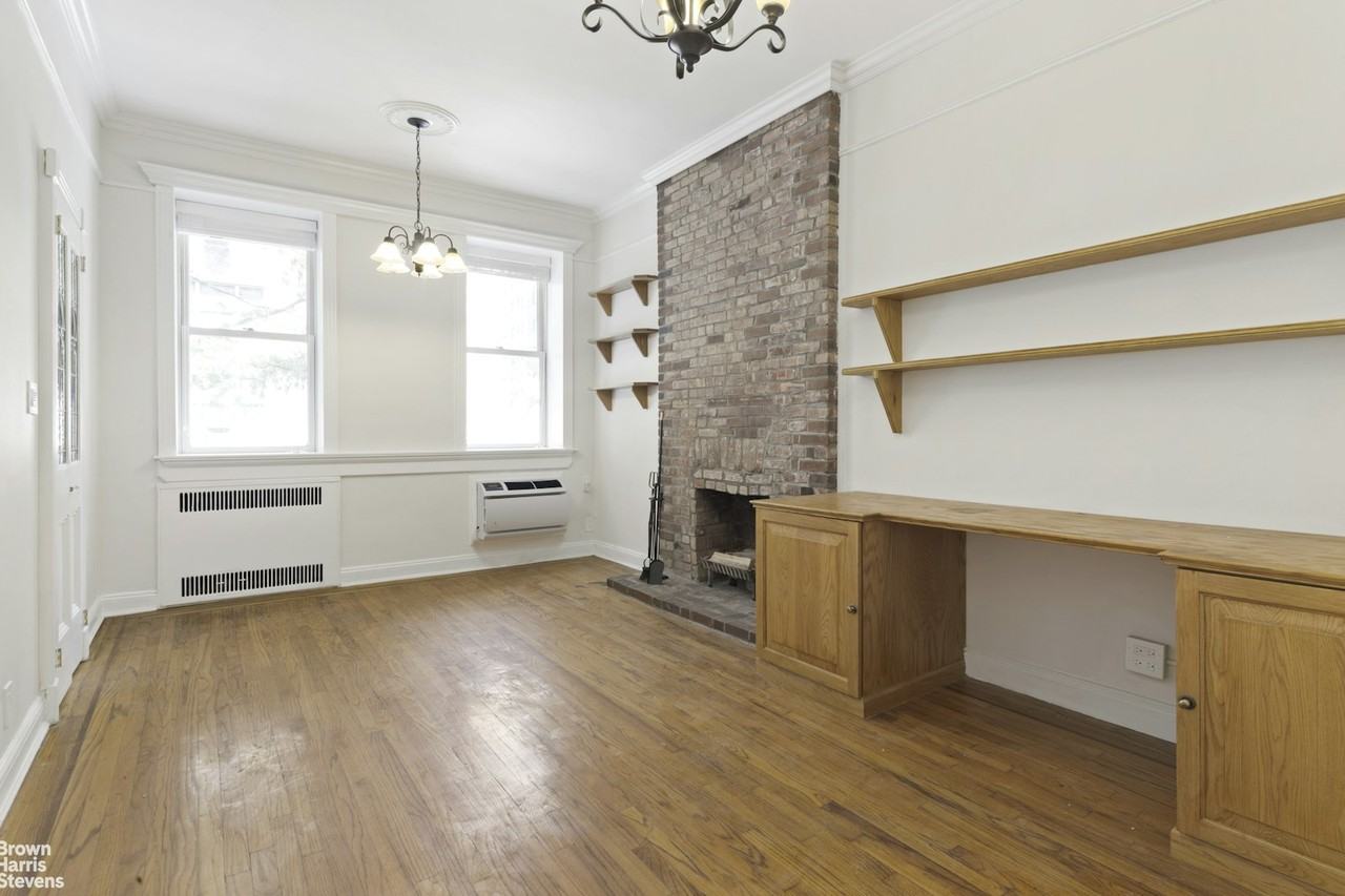 128 E 37th St #3 - Photo 3 of 6