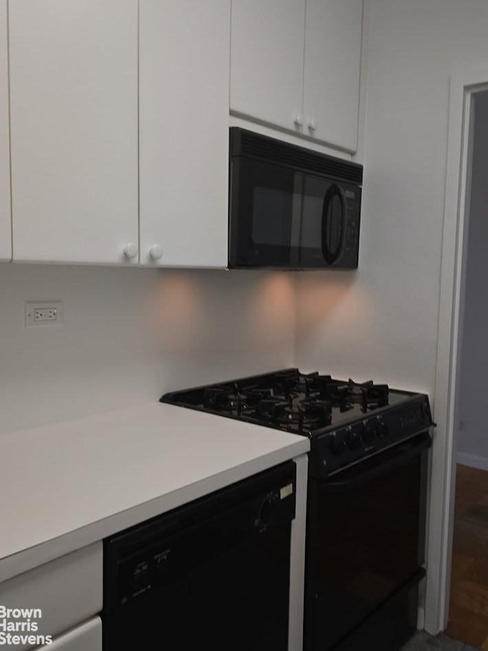 392 Central Park W #8G - Photo 7 of 7