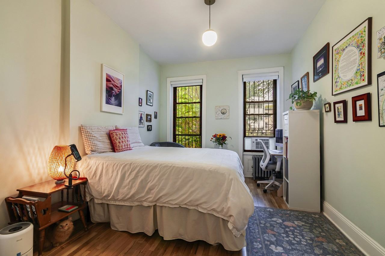 299 Prospect Pl #1R - Photo 3 of 5