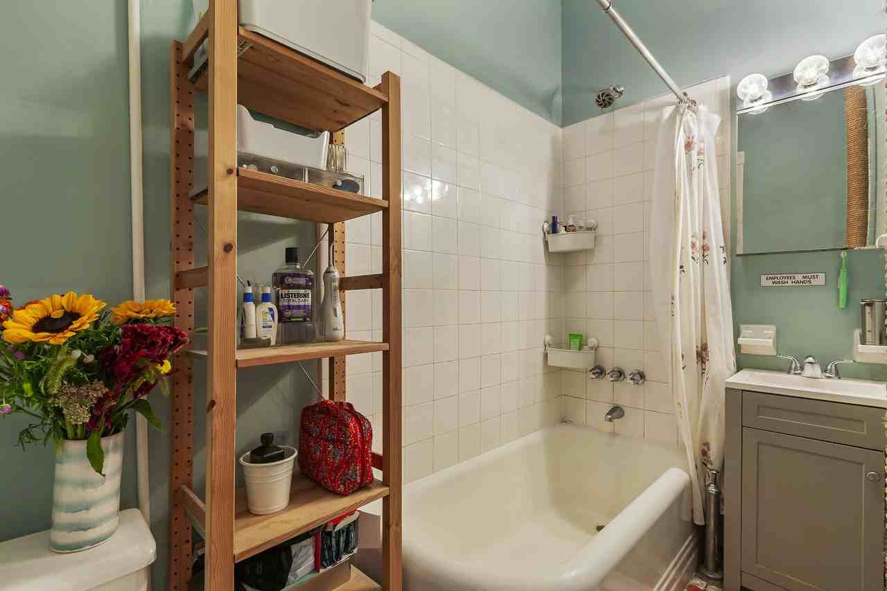 299 Prospect Pl #1R - Photo 4 of 5