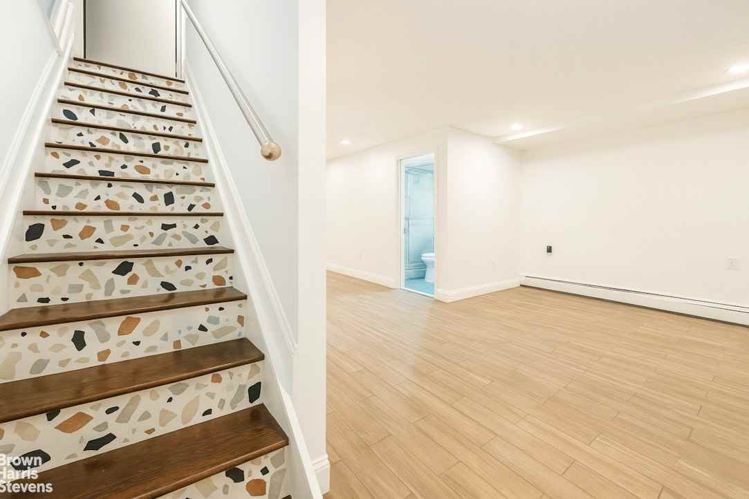 1079 Seneca Ave #1 - Photo 4 of 7