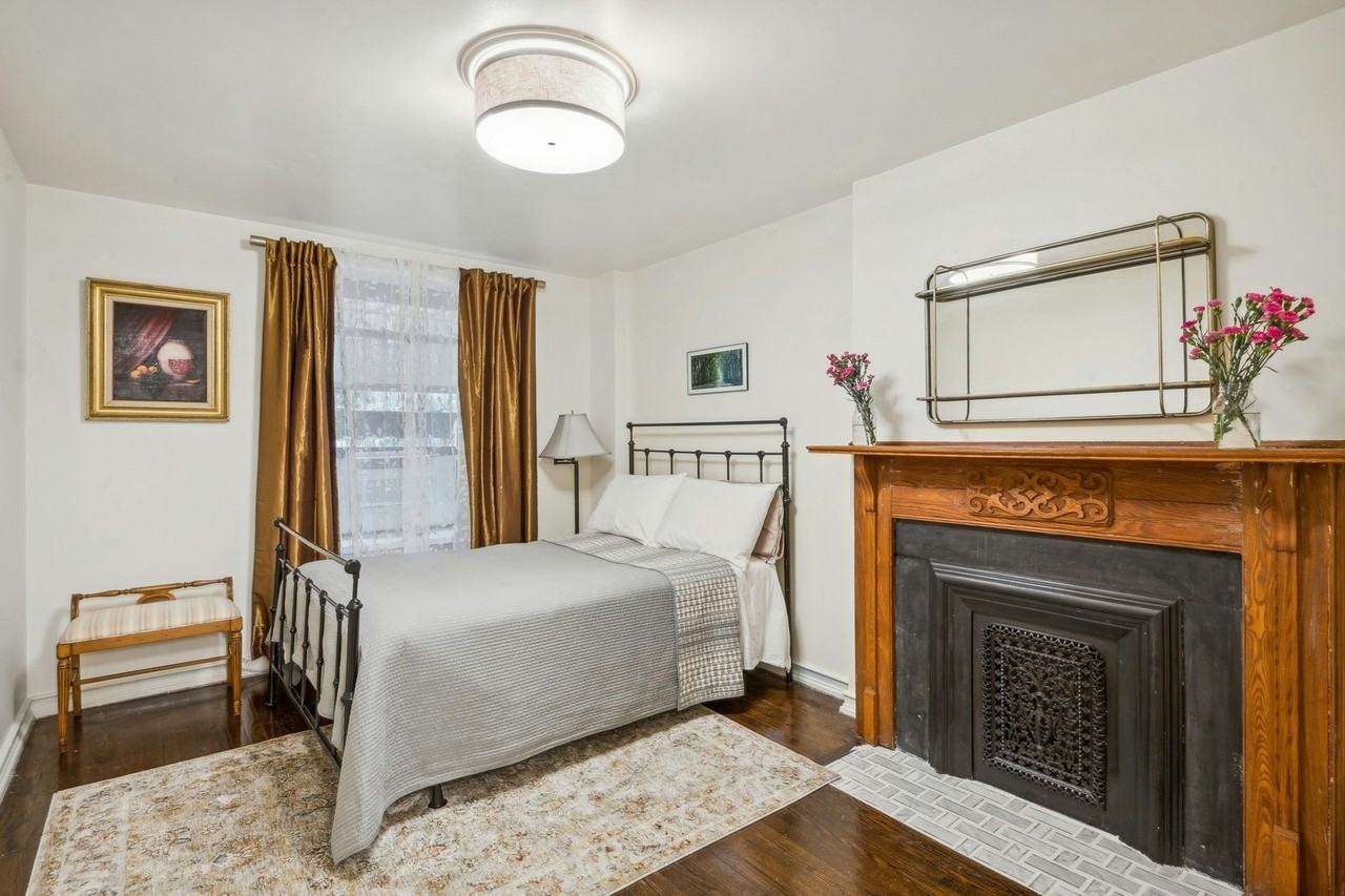 134 W 132nd St - Photo 3 of 8