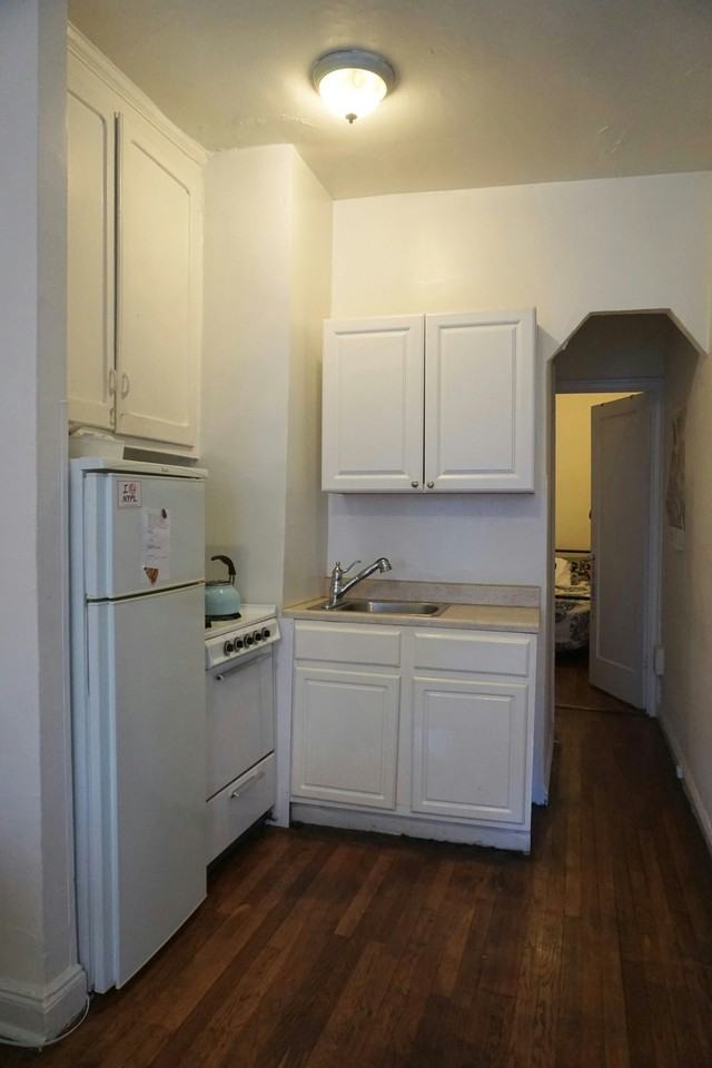 359 W 126th St #3D - Photo 2 of 5