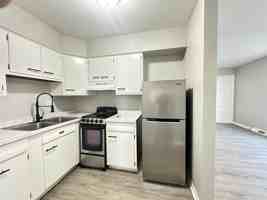 featured image of 2339 Harrodsburg Rd #2