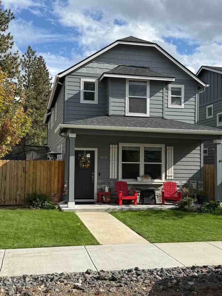 626 N Willitts St - Photo 2 of 7