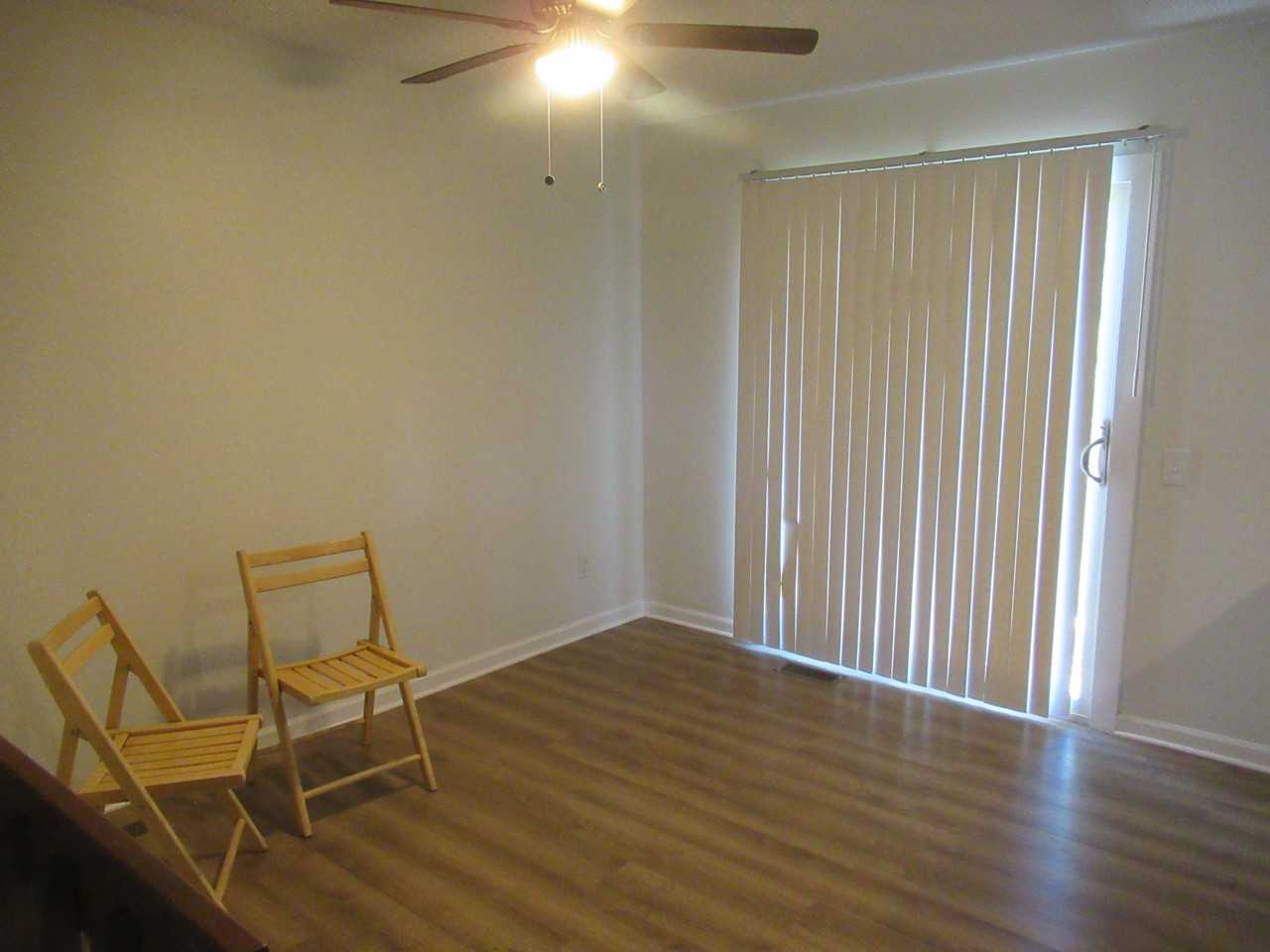 3909 Smoke Tree Drive - Photo 5 of 14