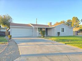 featured image of 1215 W Avenue H14