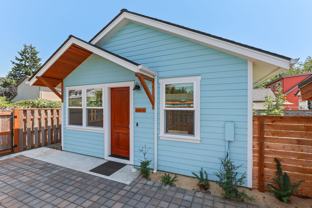 4030 Se 62nd Ave #B - Photo 1 of 1