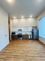 featured image of 201 W 17th St