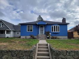 featured image of 4224 North Walnut Street