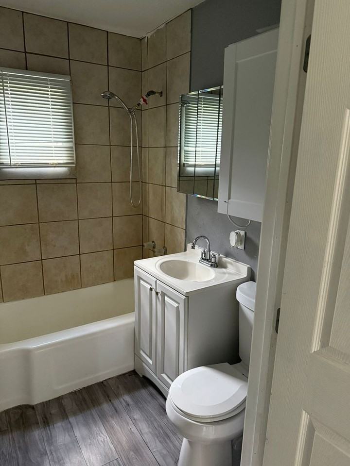 310 S Farragut Ave - Photo 6 of 6