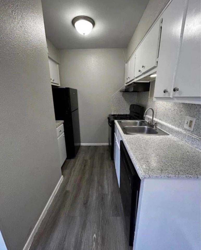 Fairway Apartments - Photo 3 of 45