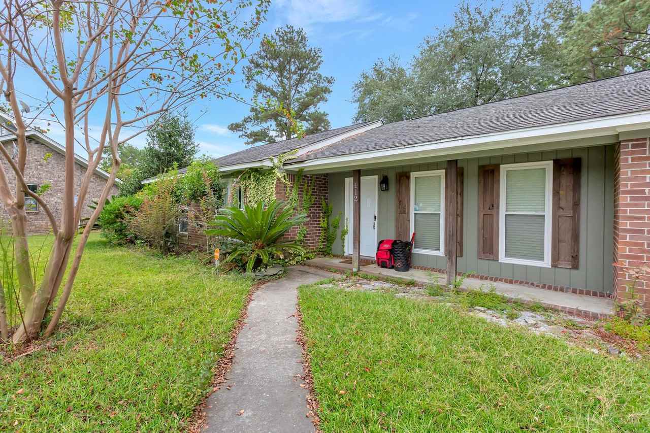 412 Fox Hunt Rd - Photo 3 of 27