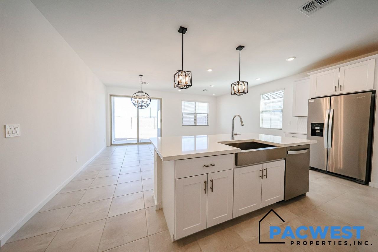 15886 W Gray Fox Trl - Photo 4 of 30
