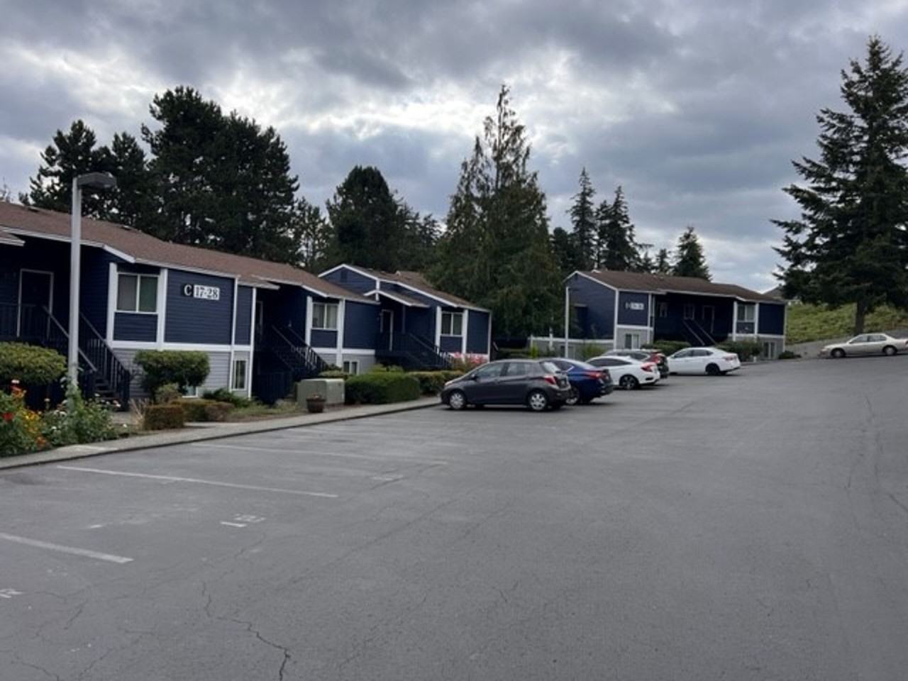 Valley View Apartments — Newly Remodeled. Naturally Peaceful. Perfectly Located. - Photo 6 of 22