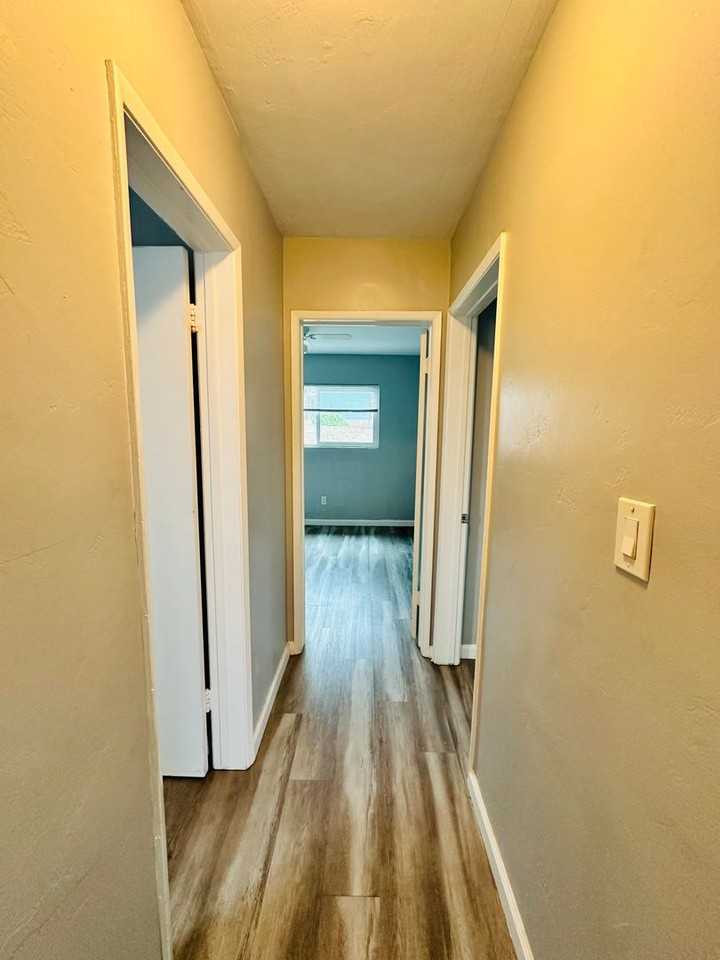 7571 University Ave #C - Photo 3 of 8