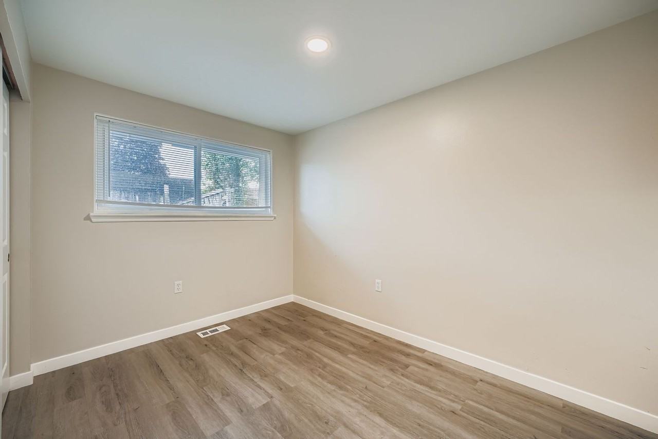 10607 Kendrick St Sw - Photo 7 of 11