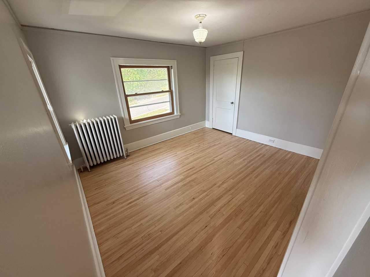 44 Minneapolis Ave - Photo 2 of 11