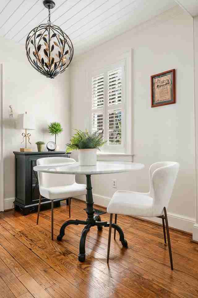 84 1/3 King St - Photo 7 of 30