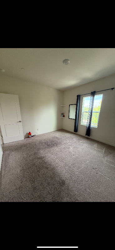 1065 Swarthmore Ct - Photo 3 of 9