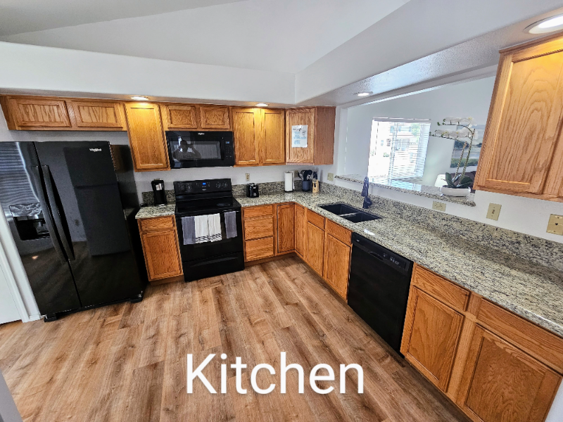 1997 Traces Lane - Photo 3 of 11