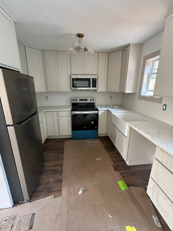 46 Foxwood Cir - Photo 3 of 9
