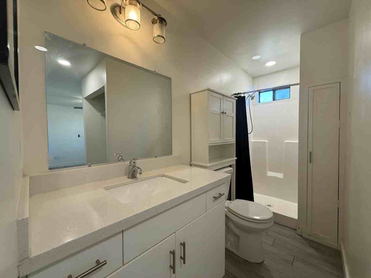 1695 East Indianola Avenue, Unit 1 - Photo 4 of 4