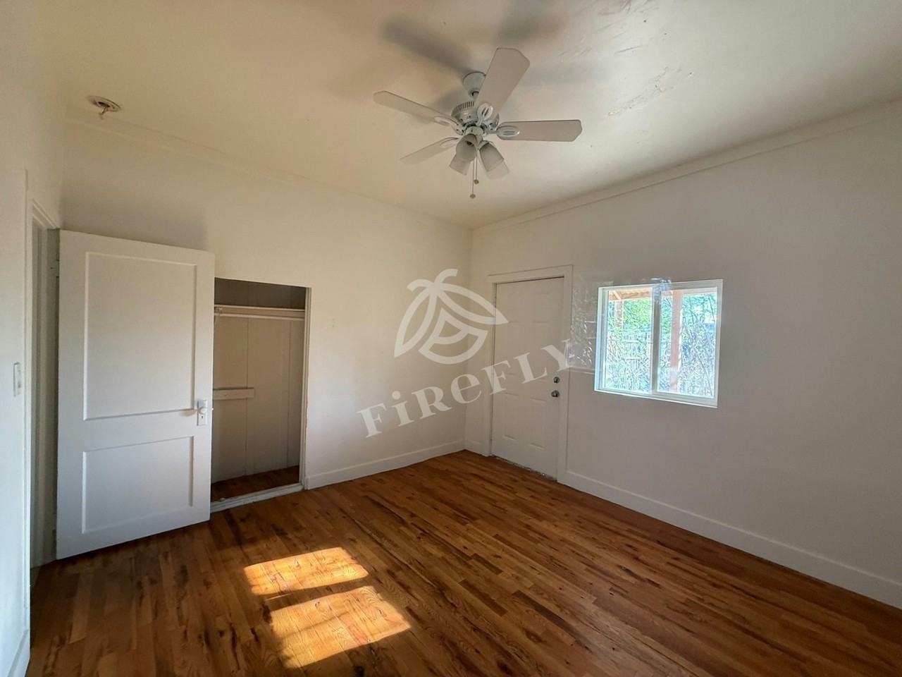 1212 East Taylor Street - Photo 7 of 11