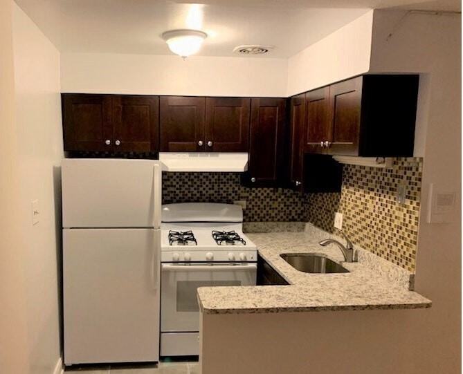 3710 North Pine Grove Avenue, Unit 508 - Photo 5 of 6