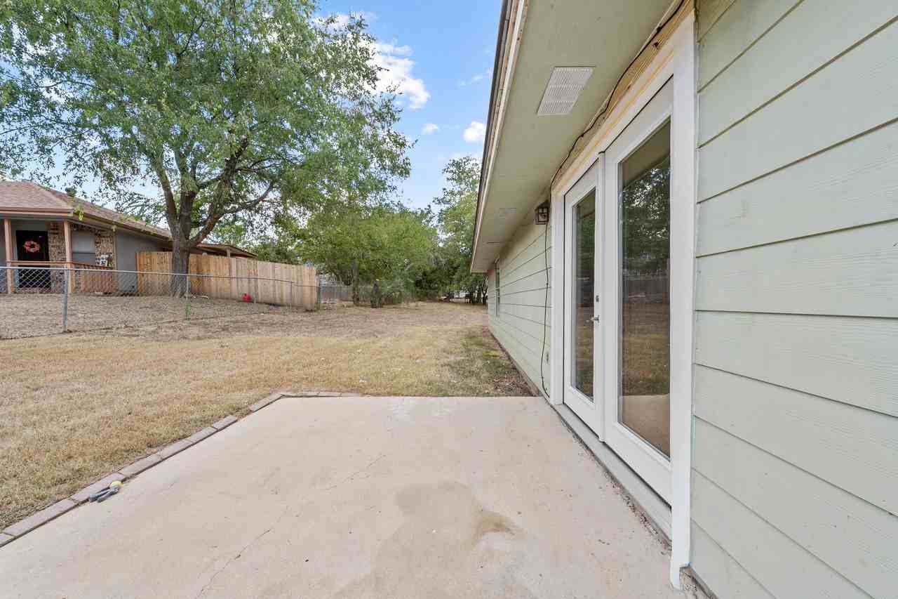 108 Hughson Court - Photo 2 of 11