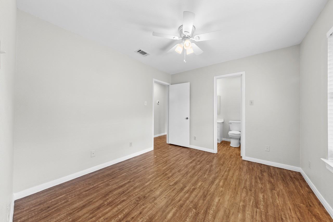 108 Hughson Court - Photo 5 of 11