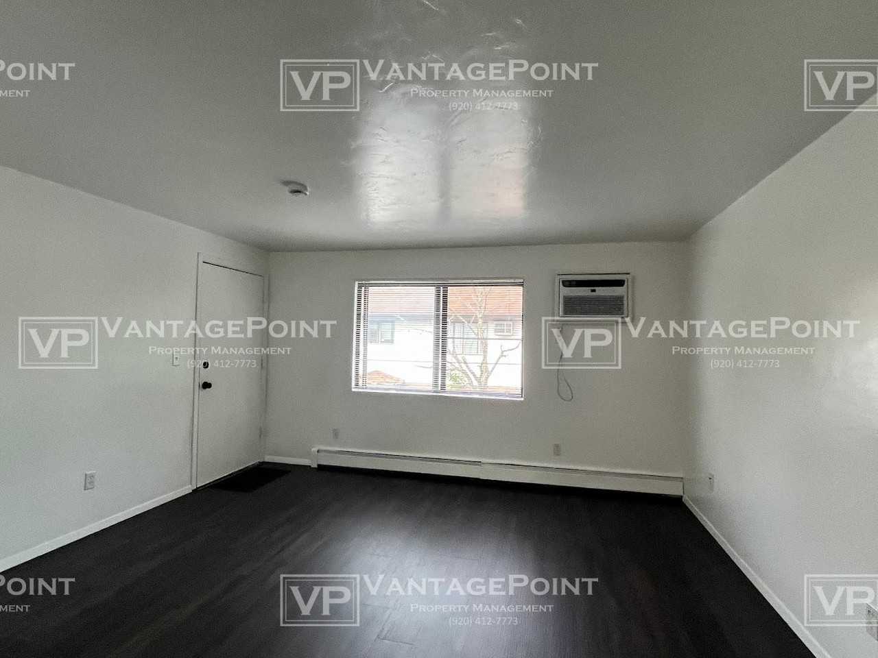 1028 Moraine Way - Photo 7 of 13