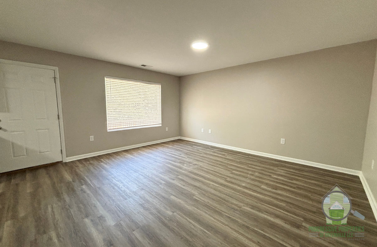 3806 East North Street - Photo 2 of 11