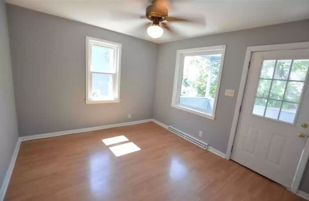 1006 Willey Street - Photo 3 of 11