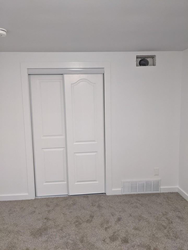 300 Lakeview Ave - Photo 7 of 17