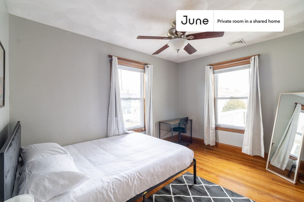 21 Bradbury Ave #A - Photo 2 of 19