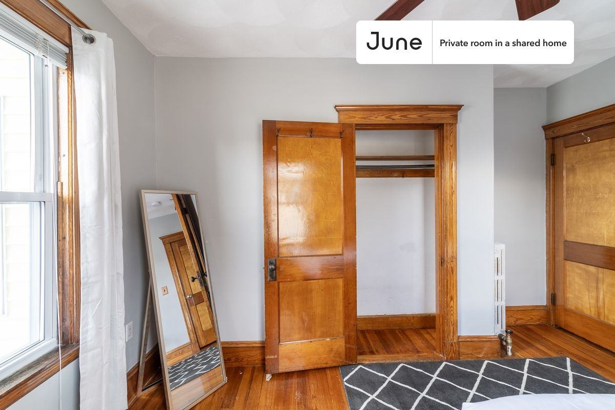 21 Bradbury Ave #A - Photo 5 of 19