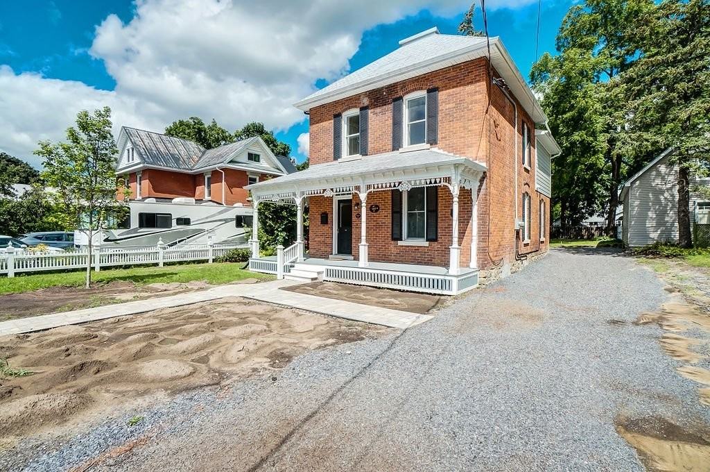 217 Thomas Street #2 - Photo 2 of 29